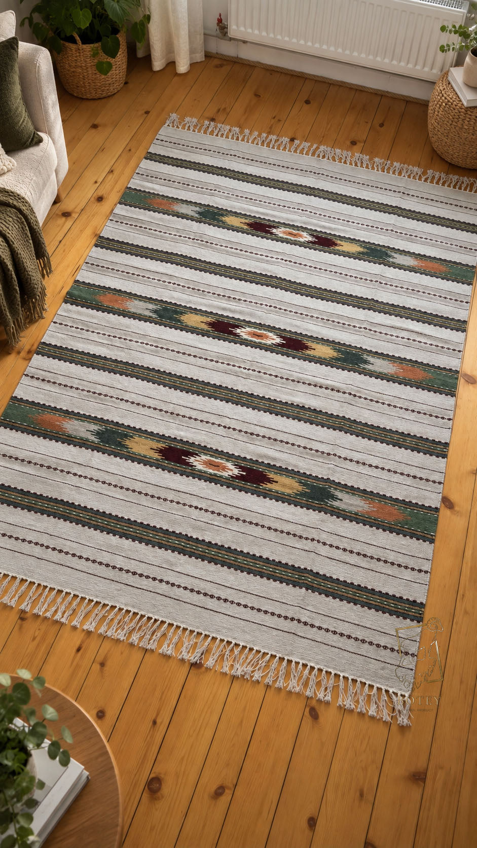 Handmade Hutsul Wool Rug  – Natural Wool Carpet 200×140 cm