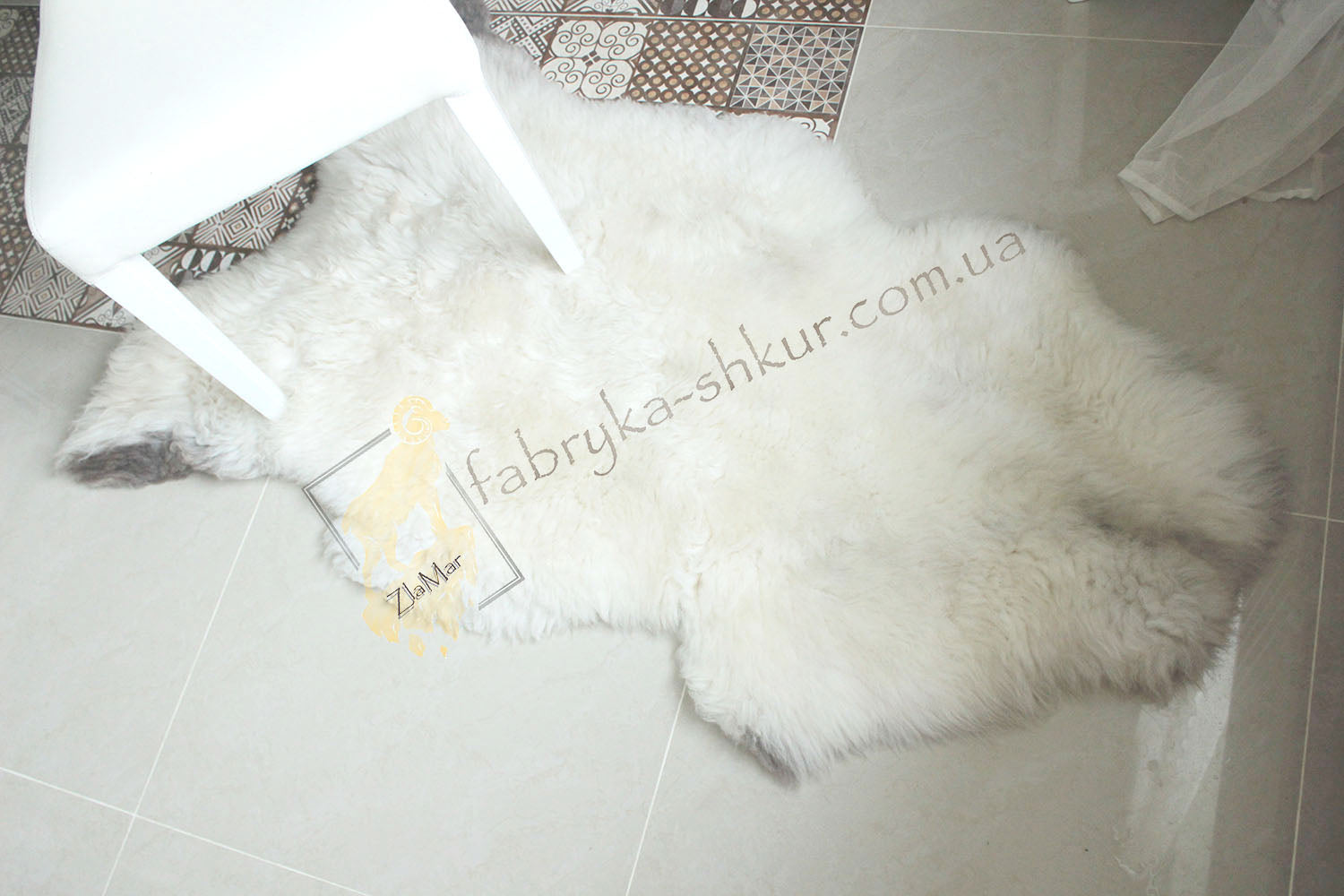 Exclusive Natural Sheepskin 120×70 cm – Premium Wool Rug