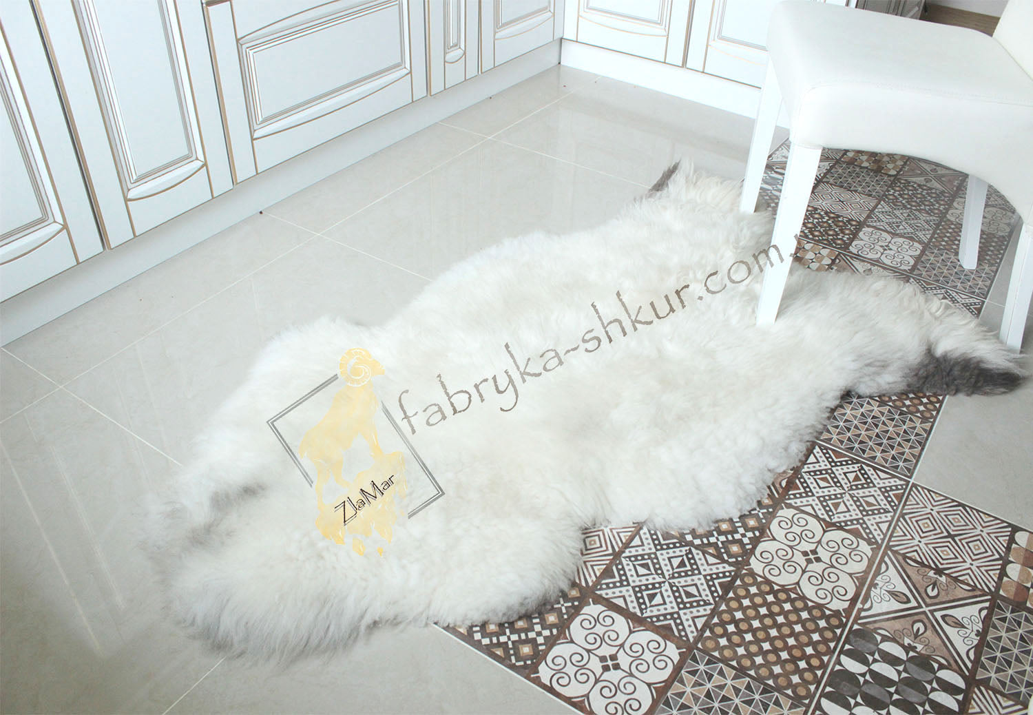 Exclusive Natural Sheepskin 120×70 cm – Premium Wool Rug