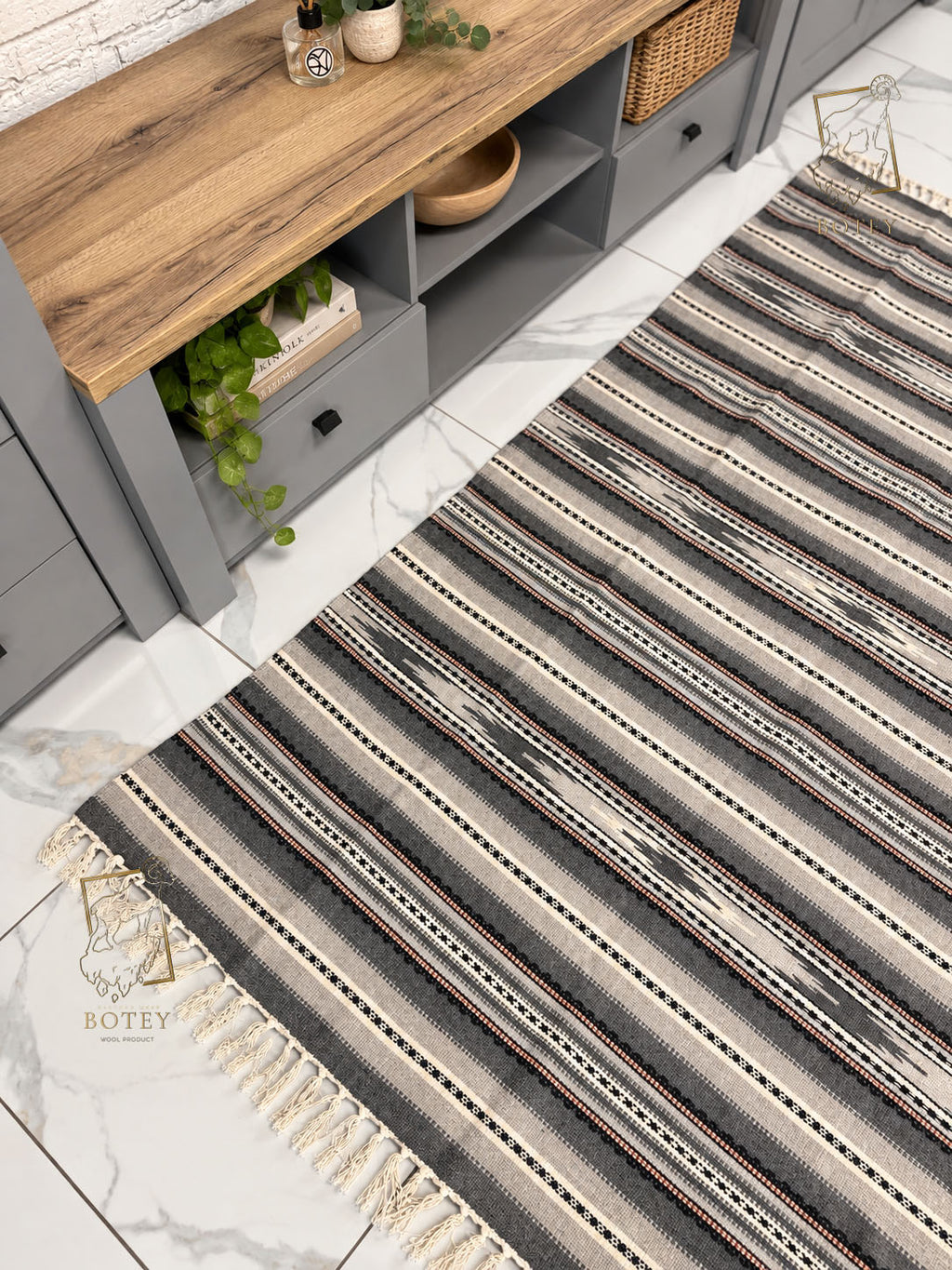 Handmade Hutsul Wool Rug – Natural Wool Carpet Grey 200×140 cm