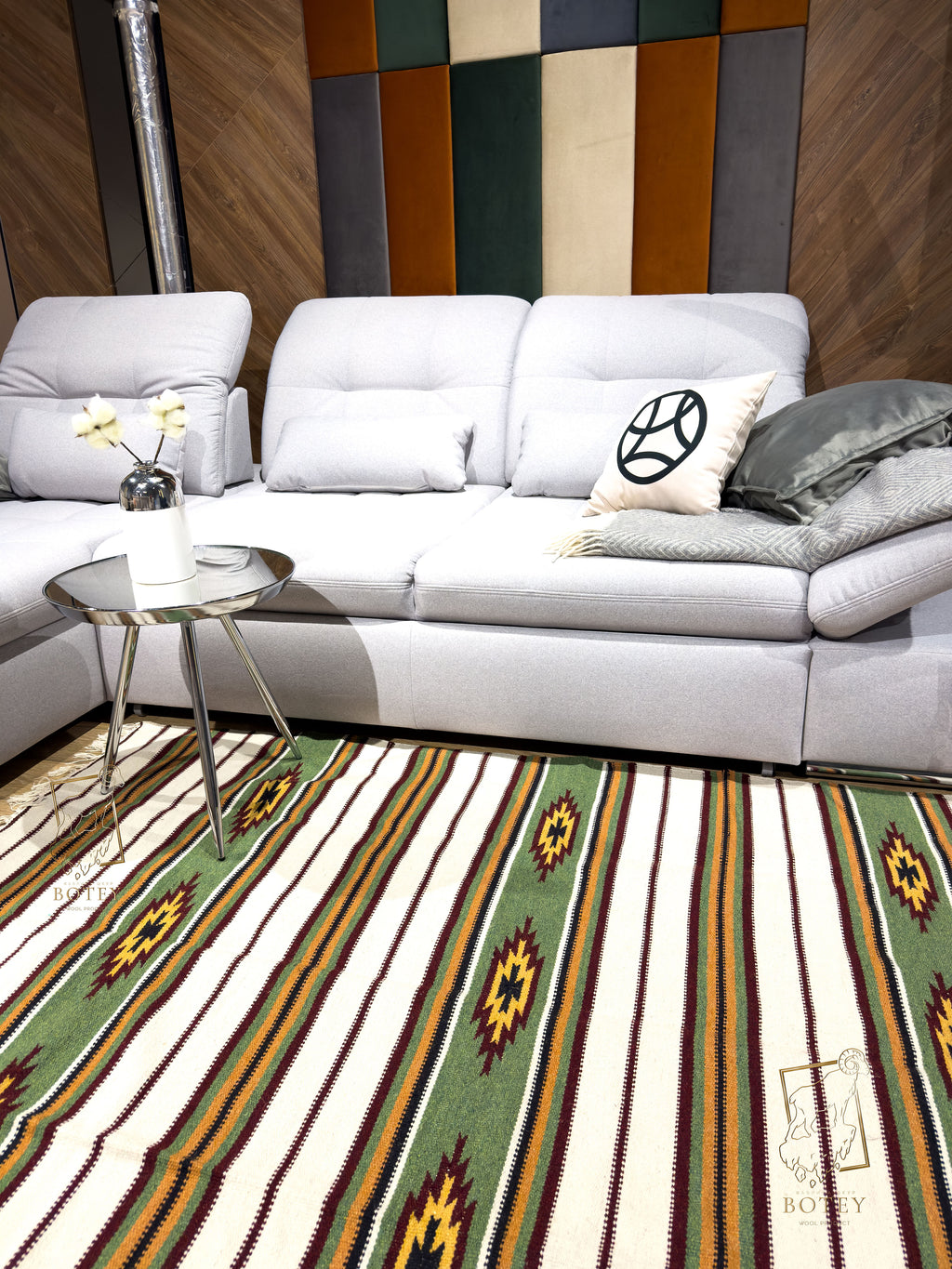 Handmade Hutsul Wool Rug “Kosiv” – Natural Wool Carpet 200×140 cm