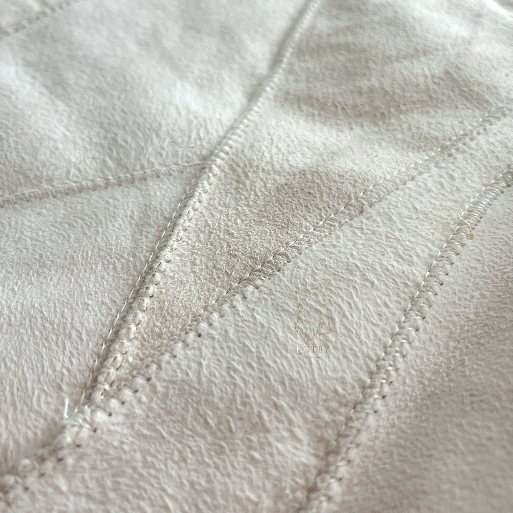 Square Sheepskin Seat Cover 50×50 cm White – Patchwork Natural Wool Cushion
