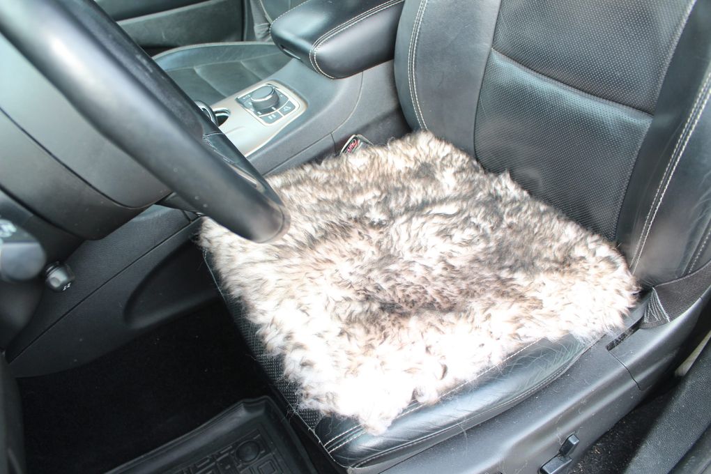 Sheepskin Seat Pad Ash Grey 40×40 cm (Long Pile) – Natural Fur Cushion