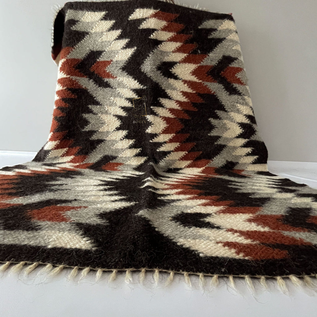 Carpathian Wool Blanket “Legend” 150×200 cm – Premium Handmade Natural Wool