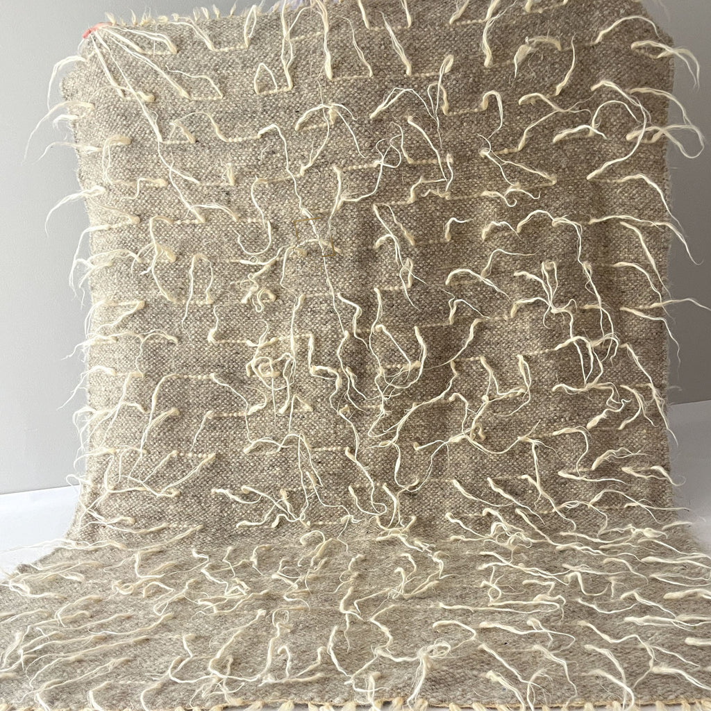 Carpathian Long Wool Blanket 150×210 cm – Premium Handmade Natural Wool