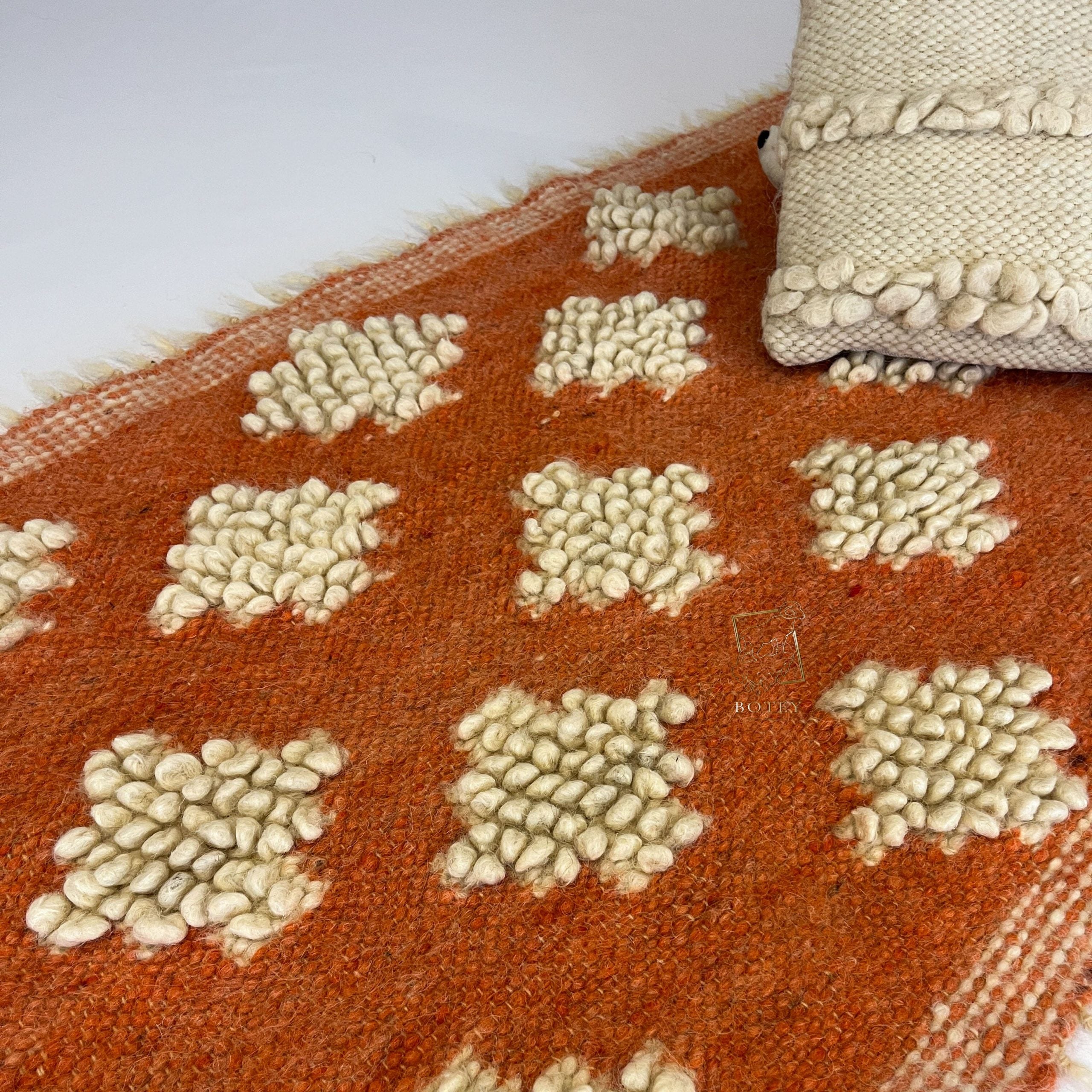 Wool Runner Rug “Golden Field” 80×200 cm – Handmade Natural Wool