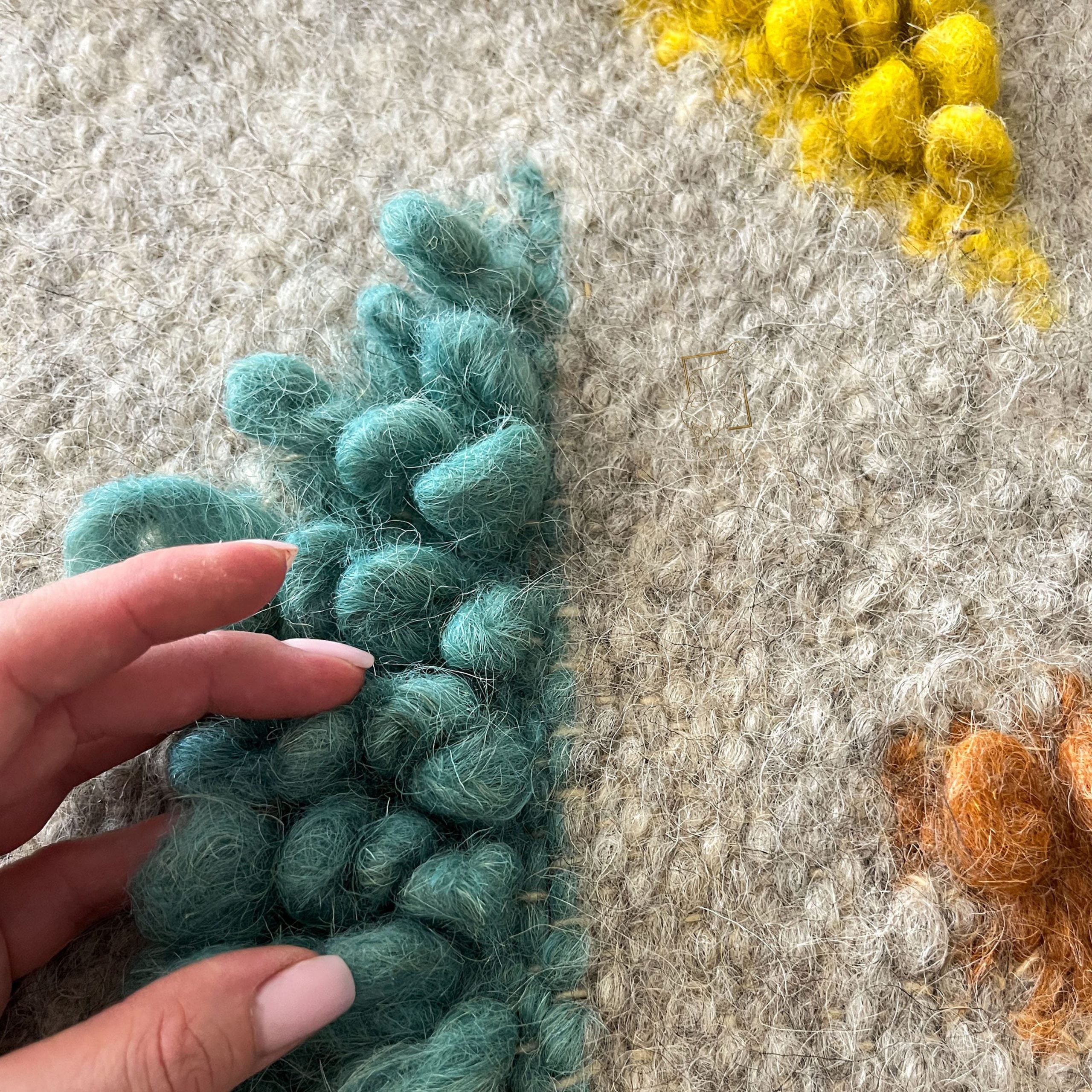 Wool Runner Rug “Jewelry” 80×150 cm – Handmade Natural Wool