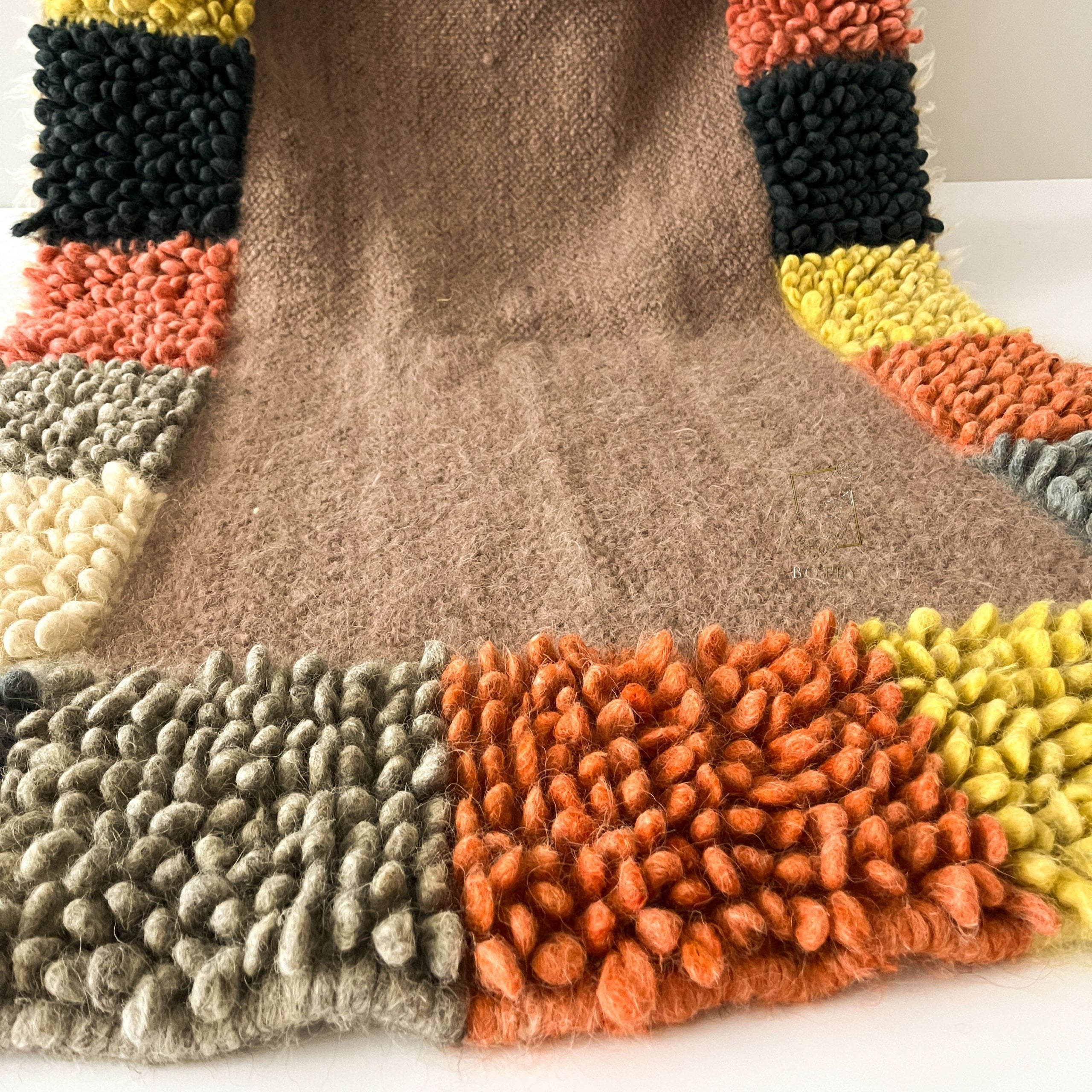 Wool Runner Rug “Wonder” 100×150 cm – Handmade Natural Wool