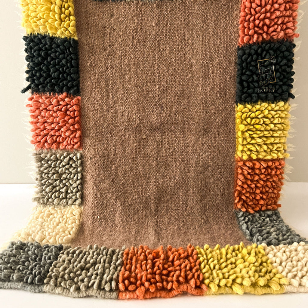 Wool Runner Rug “Wonder” 100×150 cm – Handmade Natural Wool