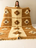 Carpathian Wool Blanket “Harmony” 200×220 cm – Premium Handmade Natural Wool