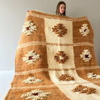 Carpathian Wool Blanket “Harmony” 200×220 cm – Premium Handmade Natural Wool
