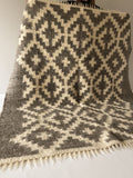 Carpathian Wool Blanket “Bokeh” 150×220 cm – Premium Handmade Natural Wool