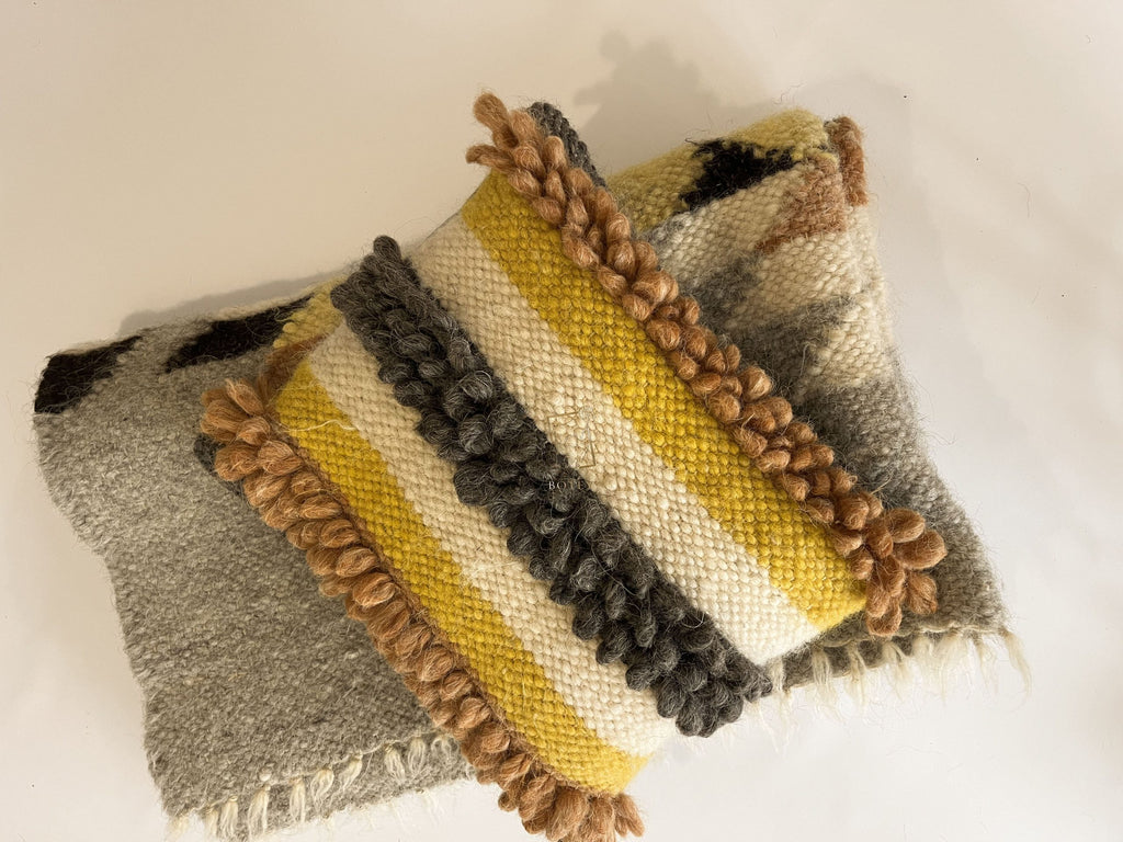 Carpathian Wool Blanket “Cupid’s Arrows” 200×220 cm – Premium Handmade Natural Wool