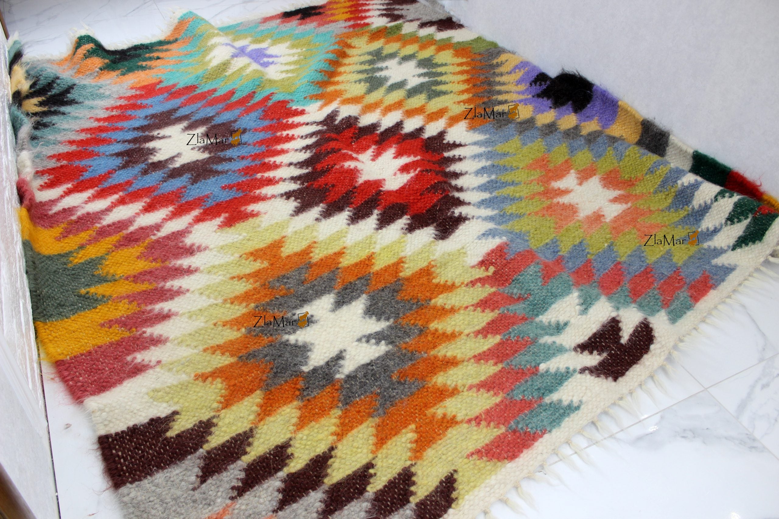 Carpathian Wool Blanket “Royal” 200×220 cm – Premium Handmade Natural Wool