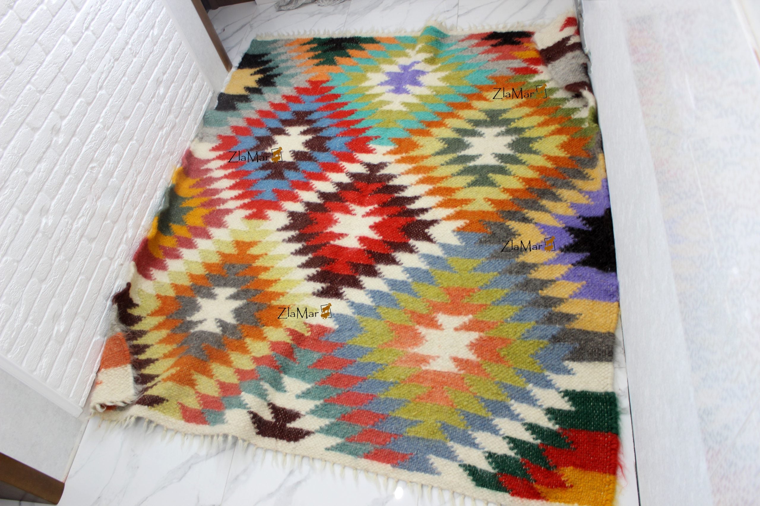 Carpathian Wool Blanket “Royal” 200×220 cm – Premium Handmade Natural Wool