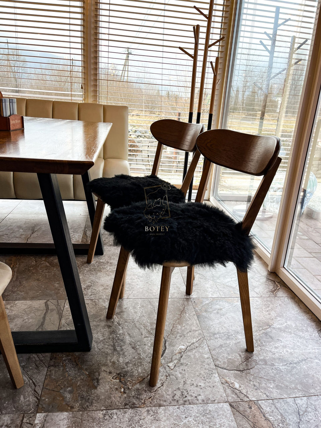 Square Long Wool Sheepskin Seat Cover White 40×40 cm – Natural Fur Cushion
