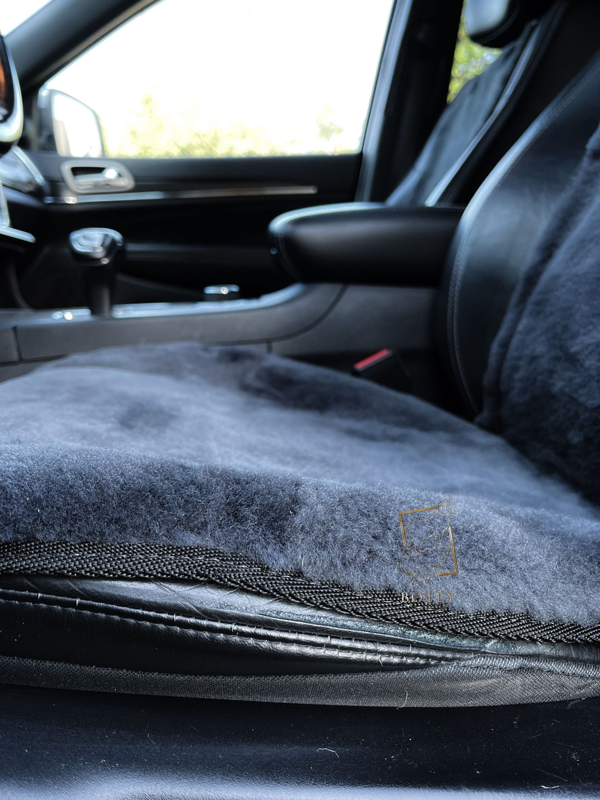 Mini Sheepskin Car Seat Covers Grey (120×56 cm) – Natural Fur Universal Fit