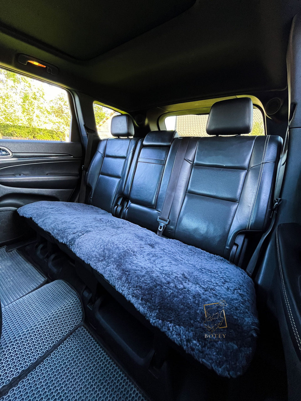 Sheepskin Rear Seat Covers Grey (140×50 cm) – Natural Fur Universal Fit