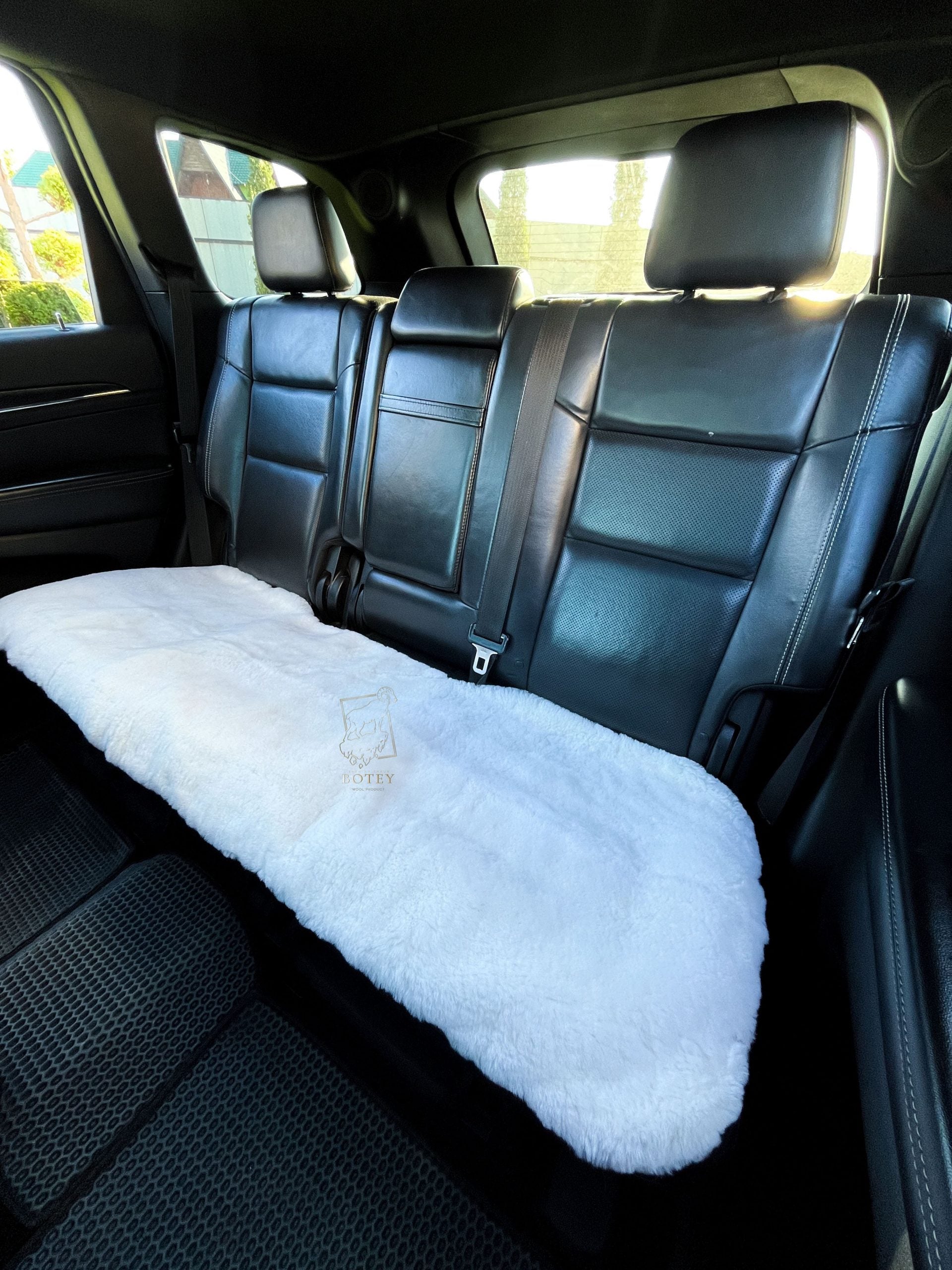Sheepskin Rear Seat Covers White (140×50 cm) – Natural Fur Universal Fit