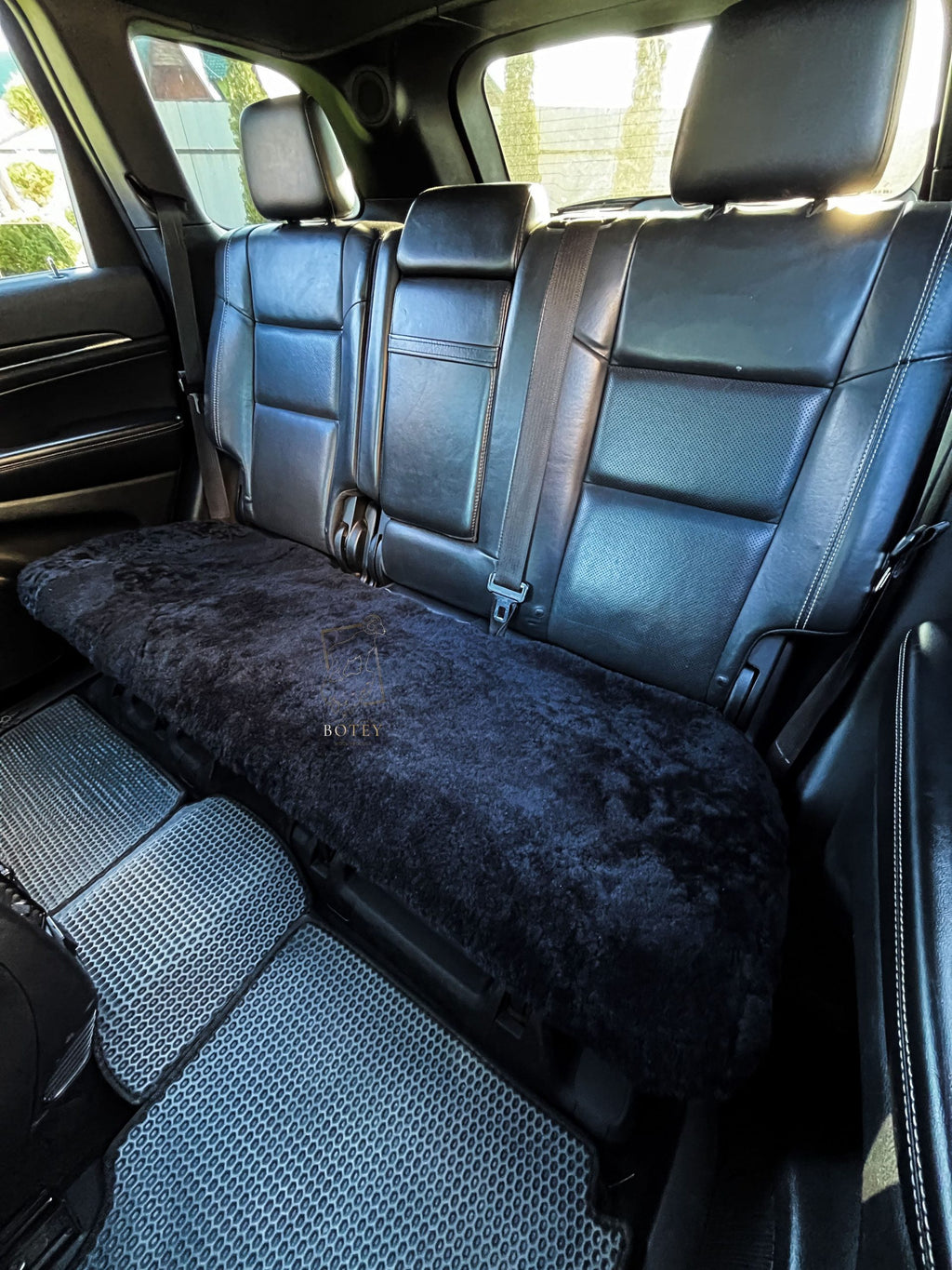 Sheepskin Rear Seat Covers Black (140×50 cm) – Natural Fur Universal Fit