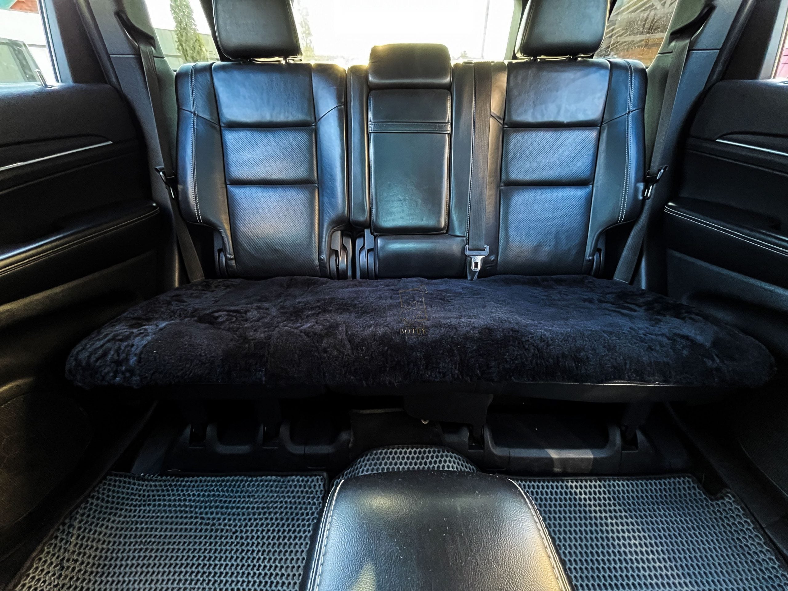 Sheepskin Rear Seat Covers Black (140×50 cm) – Natural Fur Universal Fit