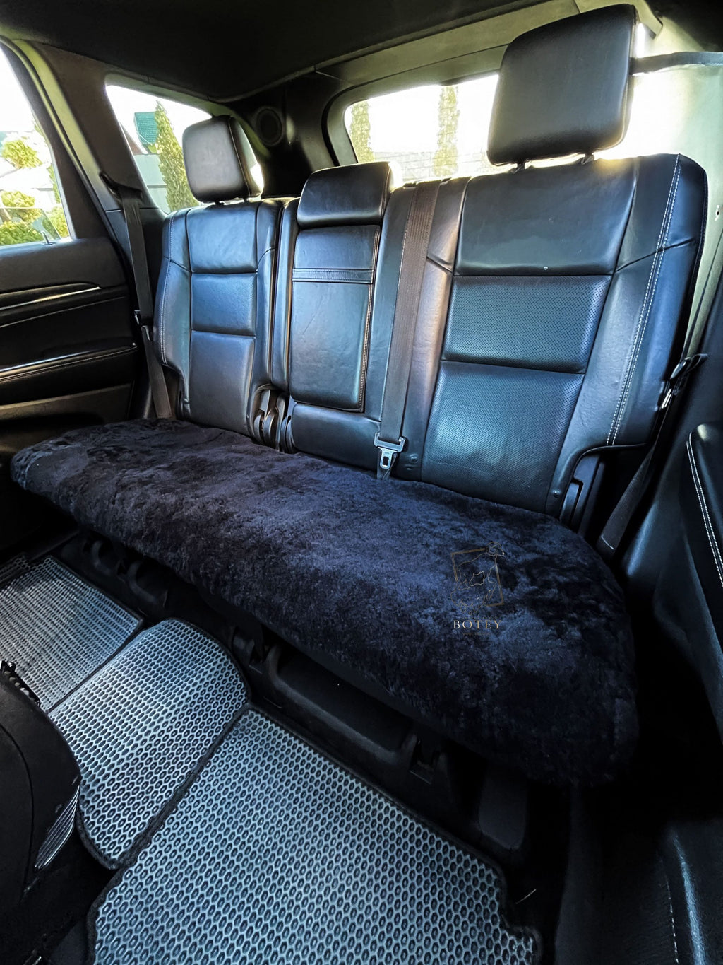 Sheepskin Rear Seat Covers Black (140×50 cm) – Natural Fur Universal Fit