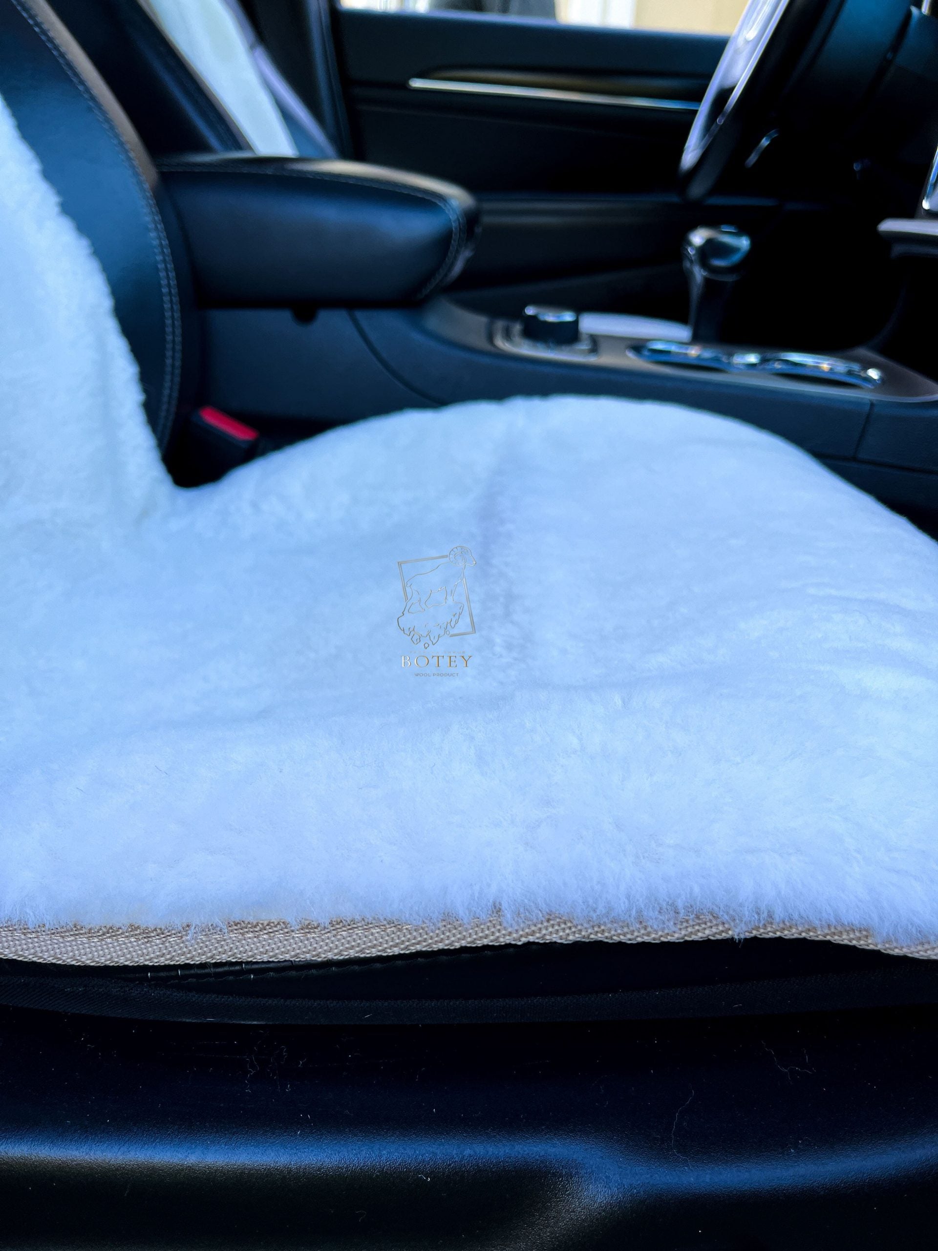 Mini Sheepskin Car Seat Covers White (120×56 cm) – Natural Fur Universal Fit