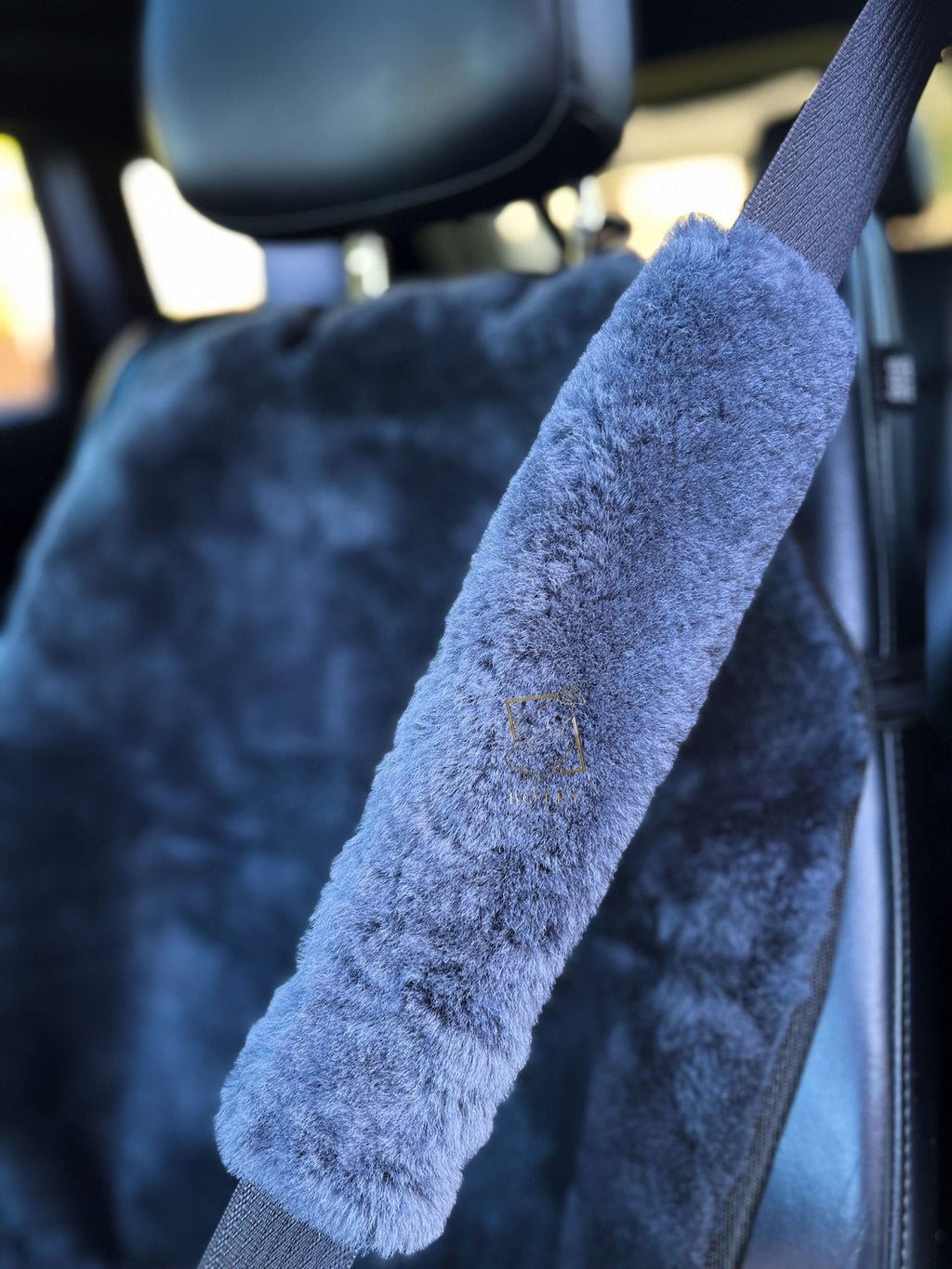 Sheepskin Seat Belt Covers Grey – Natural Fur Universal Fit