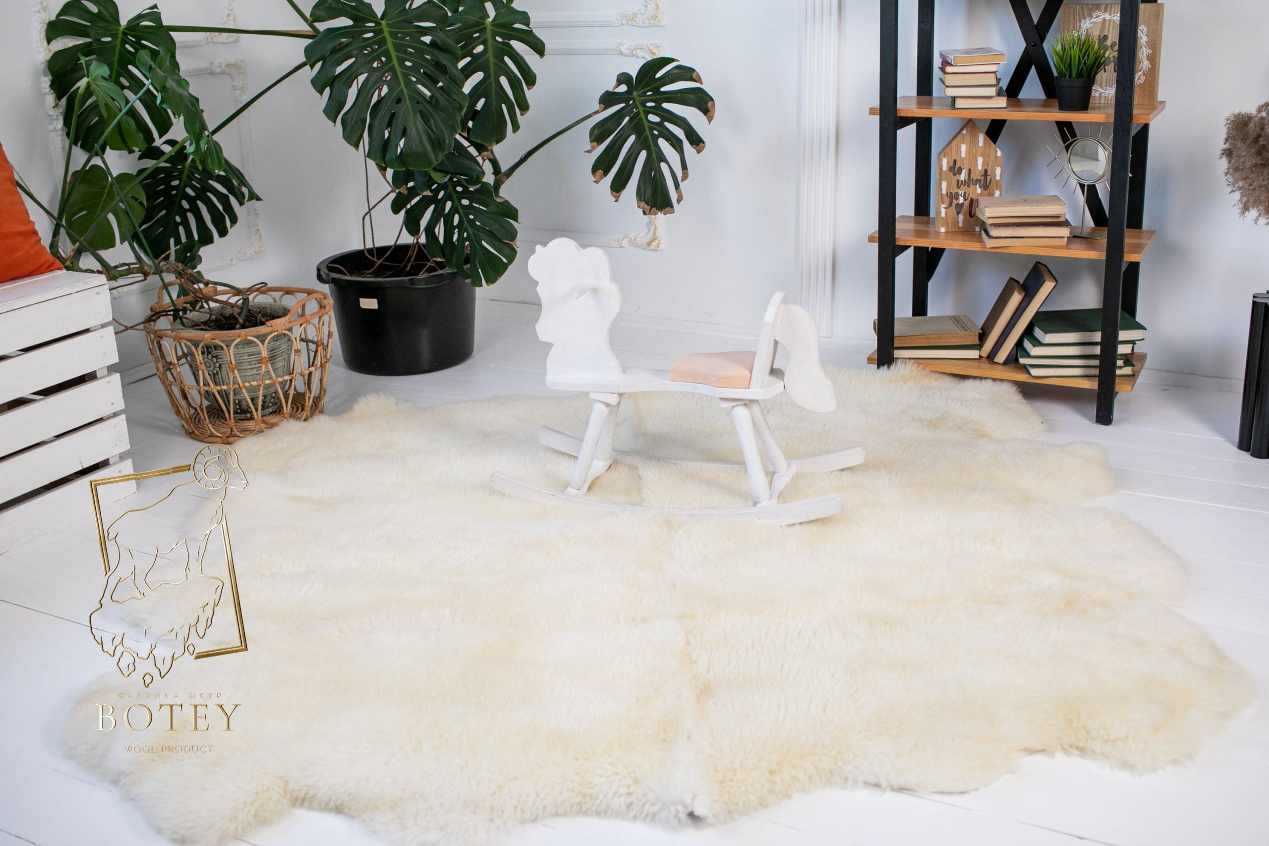 Sheepskin Rug 8-in-1 (200×190 cm) – Ivory Natural Fur Carpet