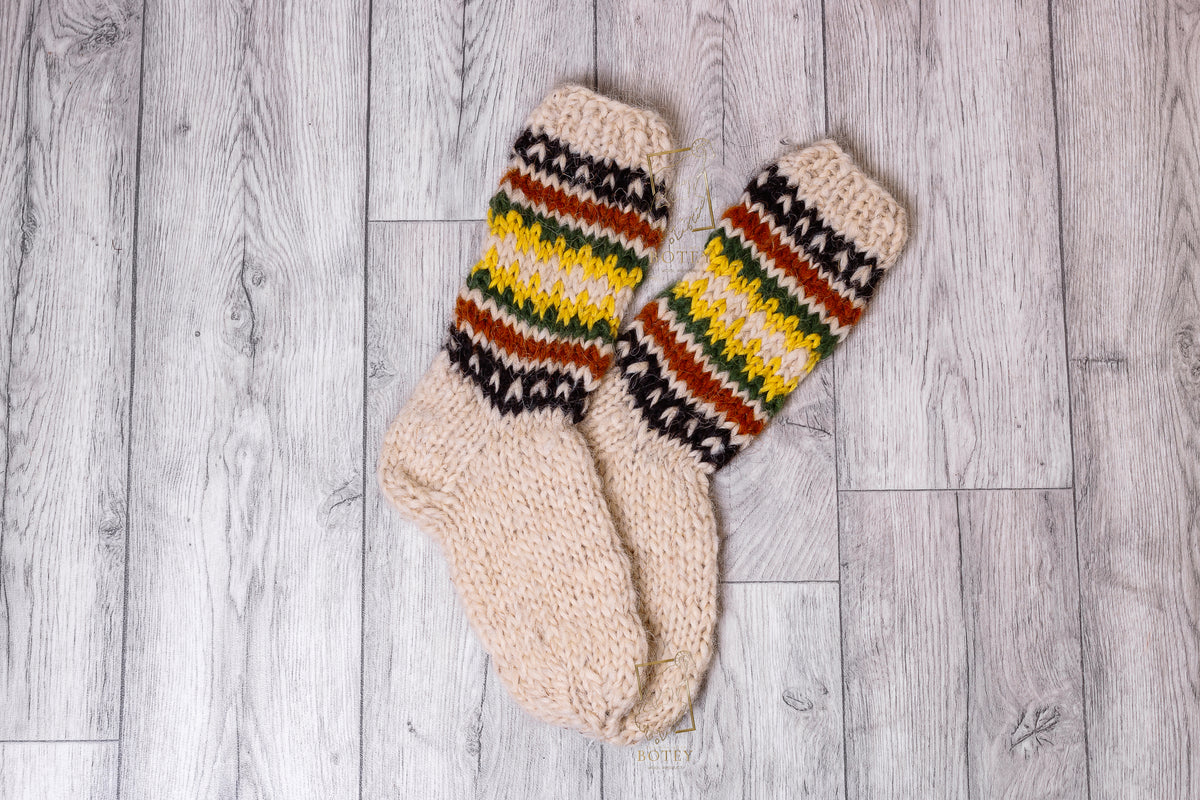 Woolen Socks for Women – Warm Natural Wool White Socks (Sizes 36–41)
