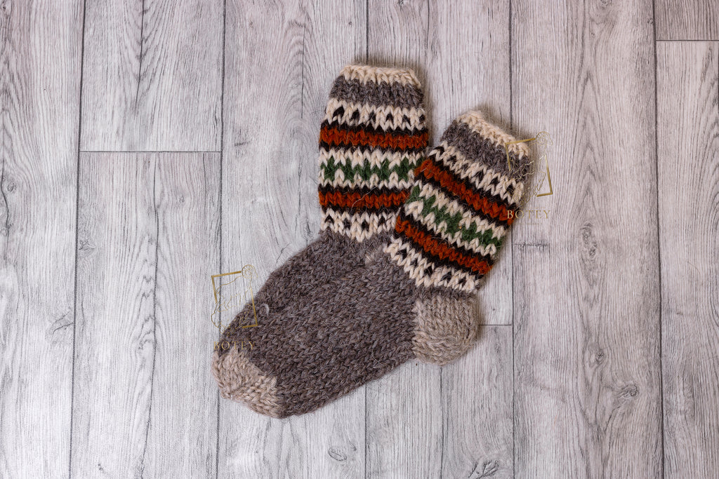 Knitted Socks for Men – Warm Natural Wool Socks (Sizes 41–45)