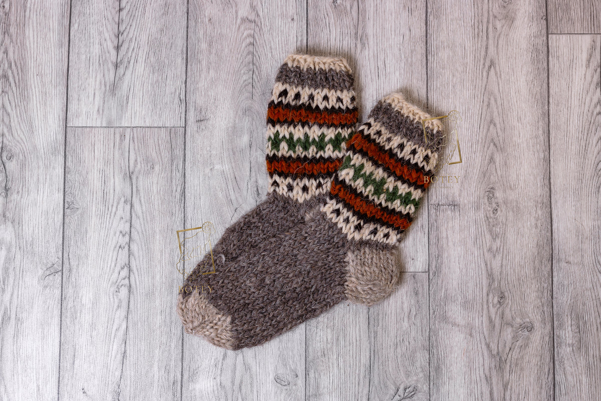 Knitted Socks for Men – Warm Natural Wool Socks (Sizes 41–45)