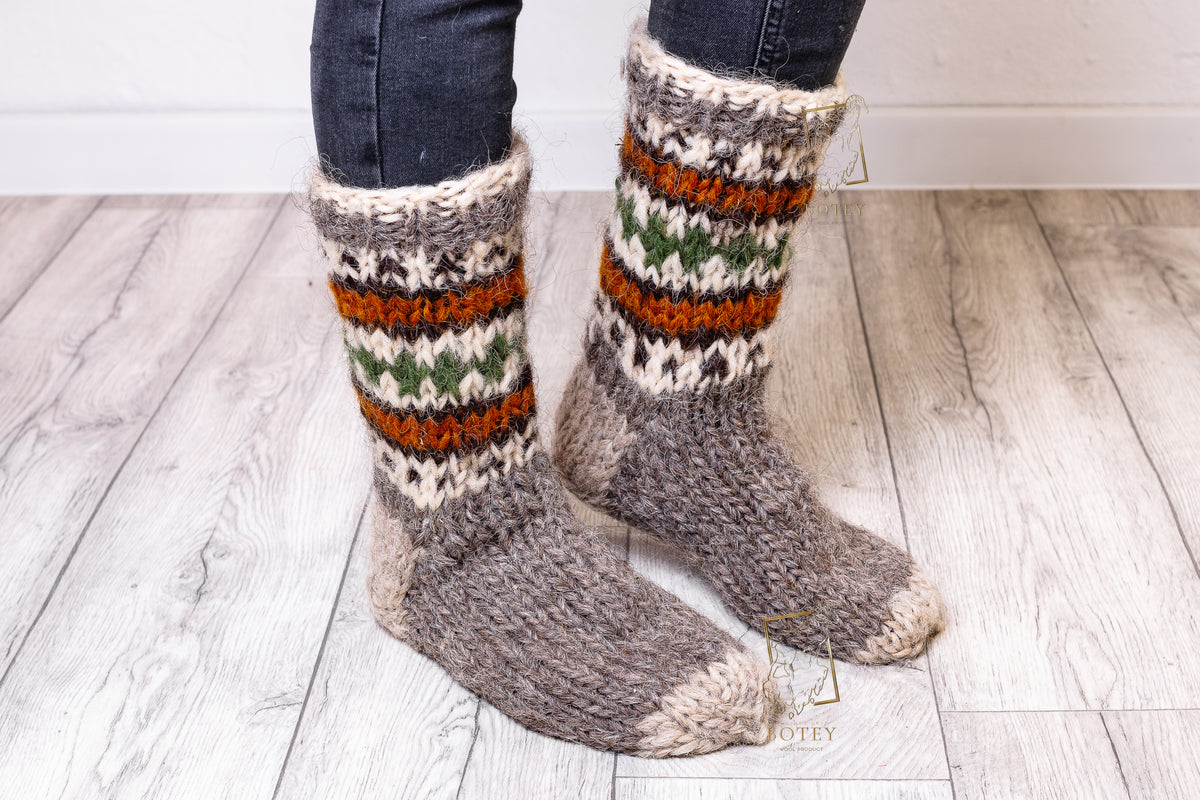 Knitted Socks for Men – Warm Natural Wool Socks (Sizes 41–45)
