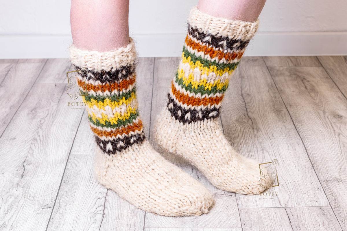 Woolen Socks for Women – Warm Natural Wool White Socks (Sizes 36–41)