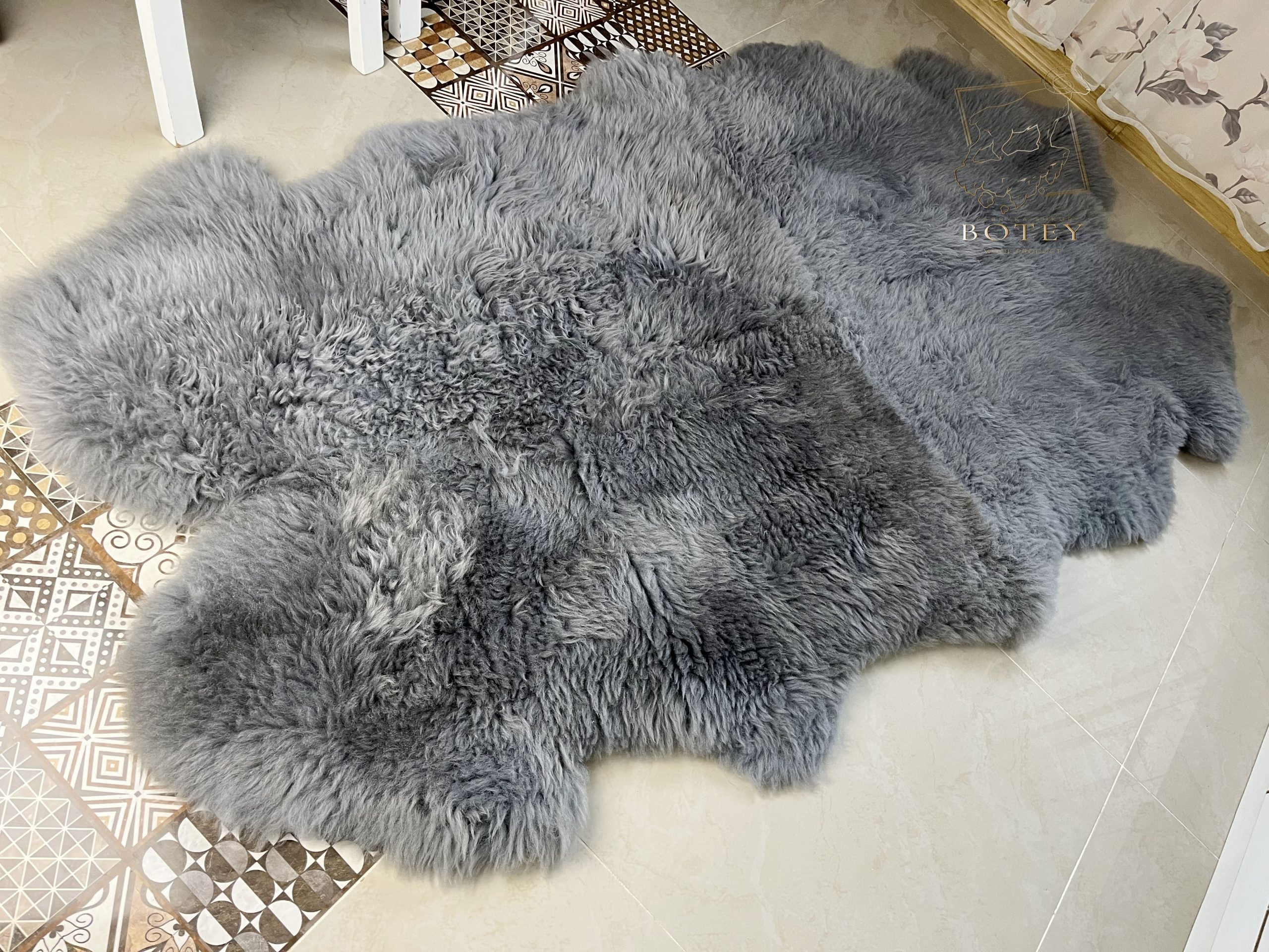 Sheepskin Rug 4-in-1 Grey (200×110 cm) – Natural Fur Carpet