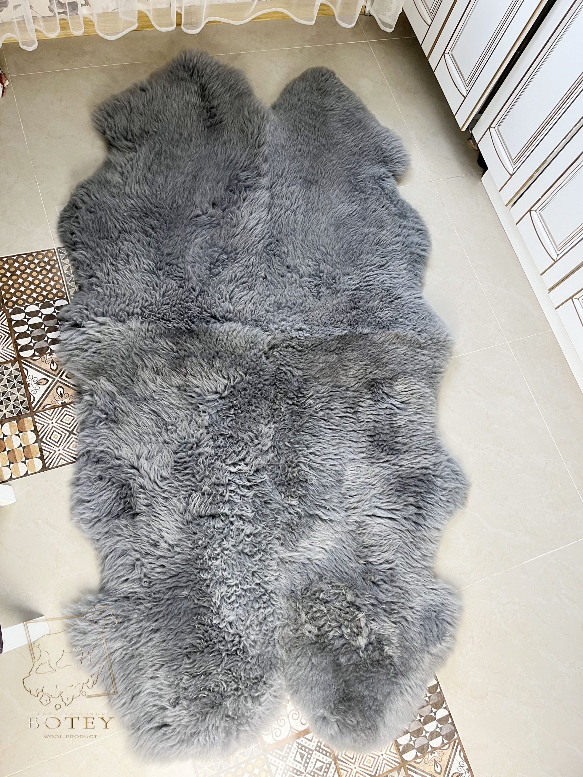 Sheepskin Rug 4-in-1 Grey (200×110 cm) – Natural Fur Carpet