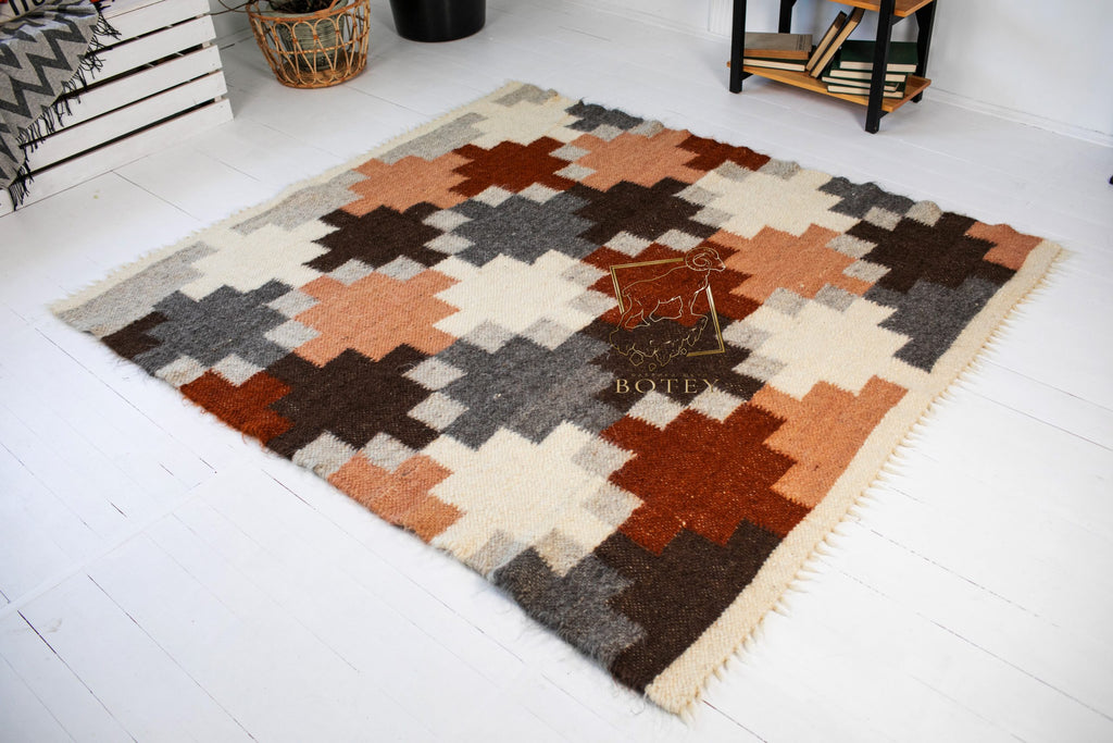 Carpathian Wool Blanket “Pastel Puzzle” 190×220 cm – Premium Handmade Natural Wool