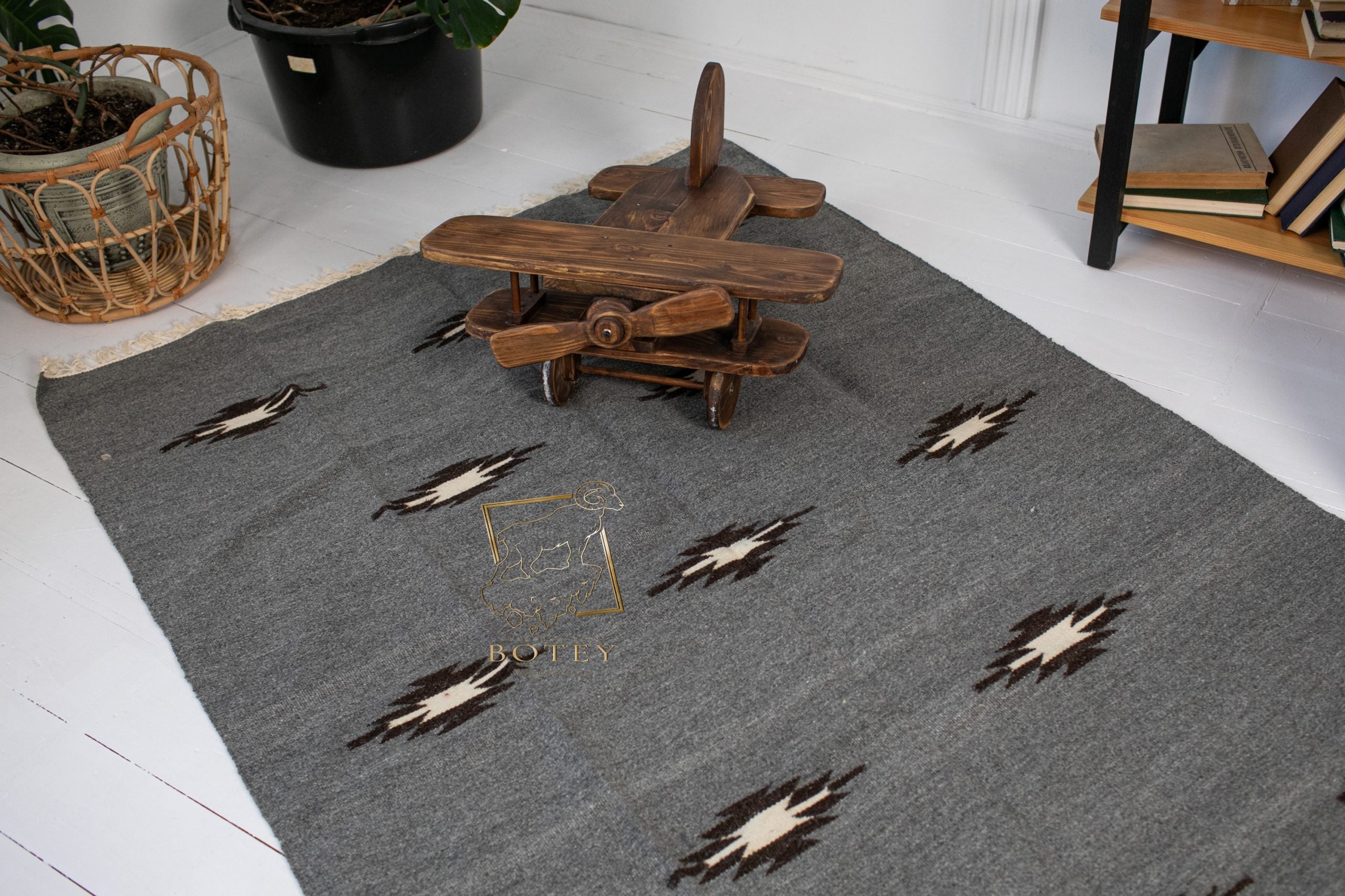 Handmade Hutsul Wool Rug “Starry Sky” – Natural Wool Carpet 200×140 cm