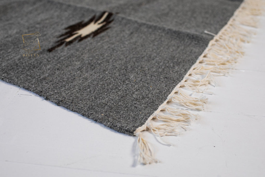 Handmade Hutsul Wool Rug “Starry Sky” – Natural Wool Carpet 200×140 cm