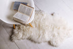 Large White Sheepskin Rug 130×75 cm – Natural Wool Hide