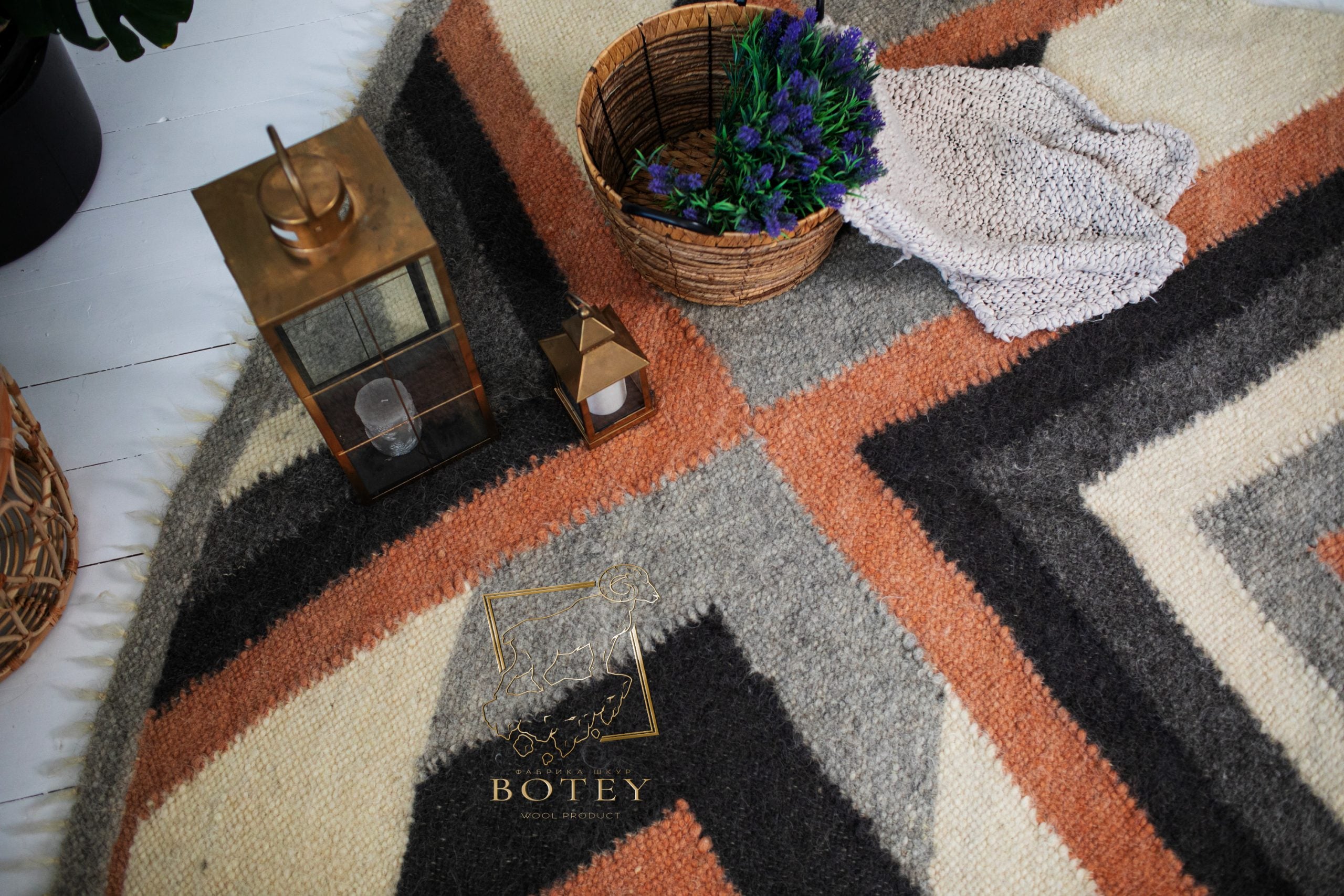 Carpathian Wool Blanket “Myth” 150×200 cm – Premium Handmade Natural Wool