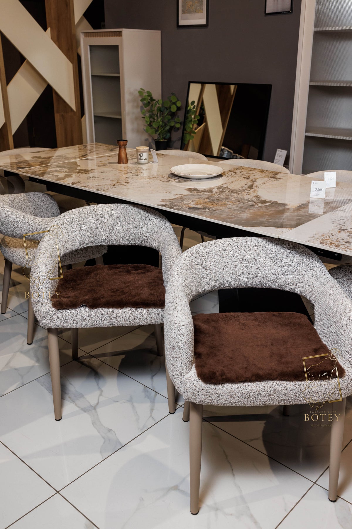 Square Sheared Sheepskin Seat Cover 40×40 cm – Natural Wool Seat Cover