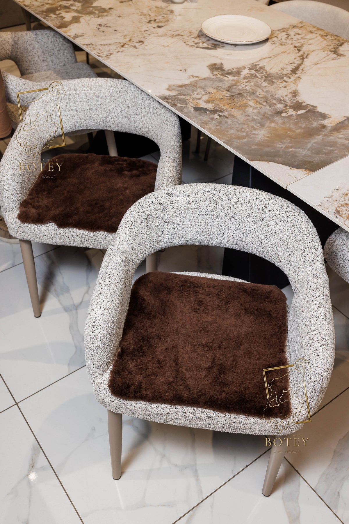 Square Sheared Sheepskin Seat Cover 40×40 cm – Natural Wool Seat Cover