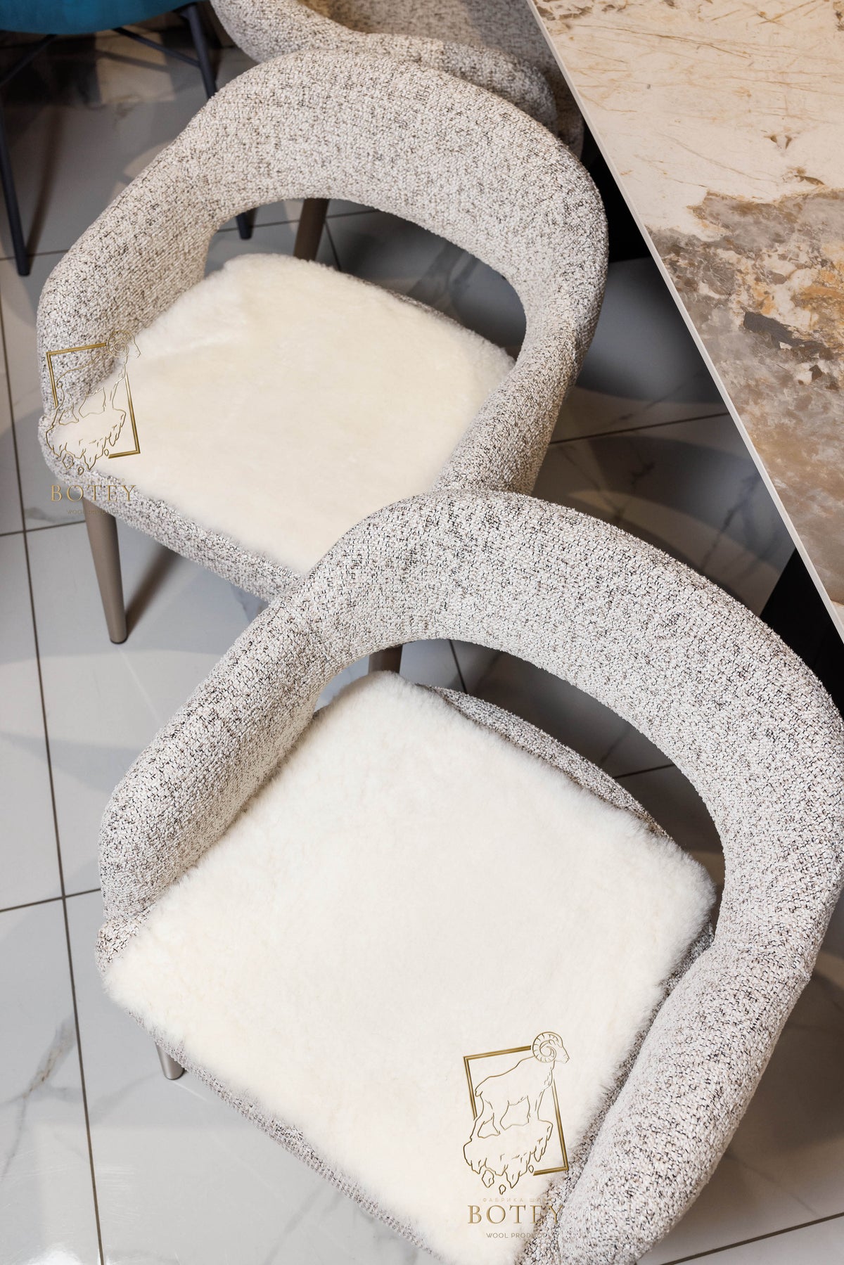 Square Sheared Sheepskin Seat Cover 40×40 cm – Natural Wool Seat Cover