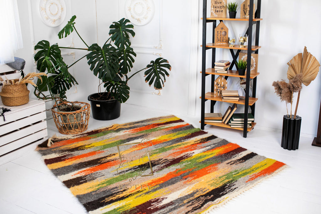 Carpathian Wool Blanket “Mirage” 190×220 cm – Premium Handmade Natural Wool