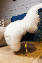 White Sheepskin “Snow White” 120×70 cm – Premium Long Wool Hide