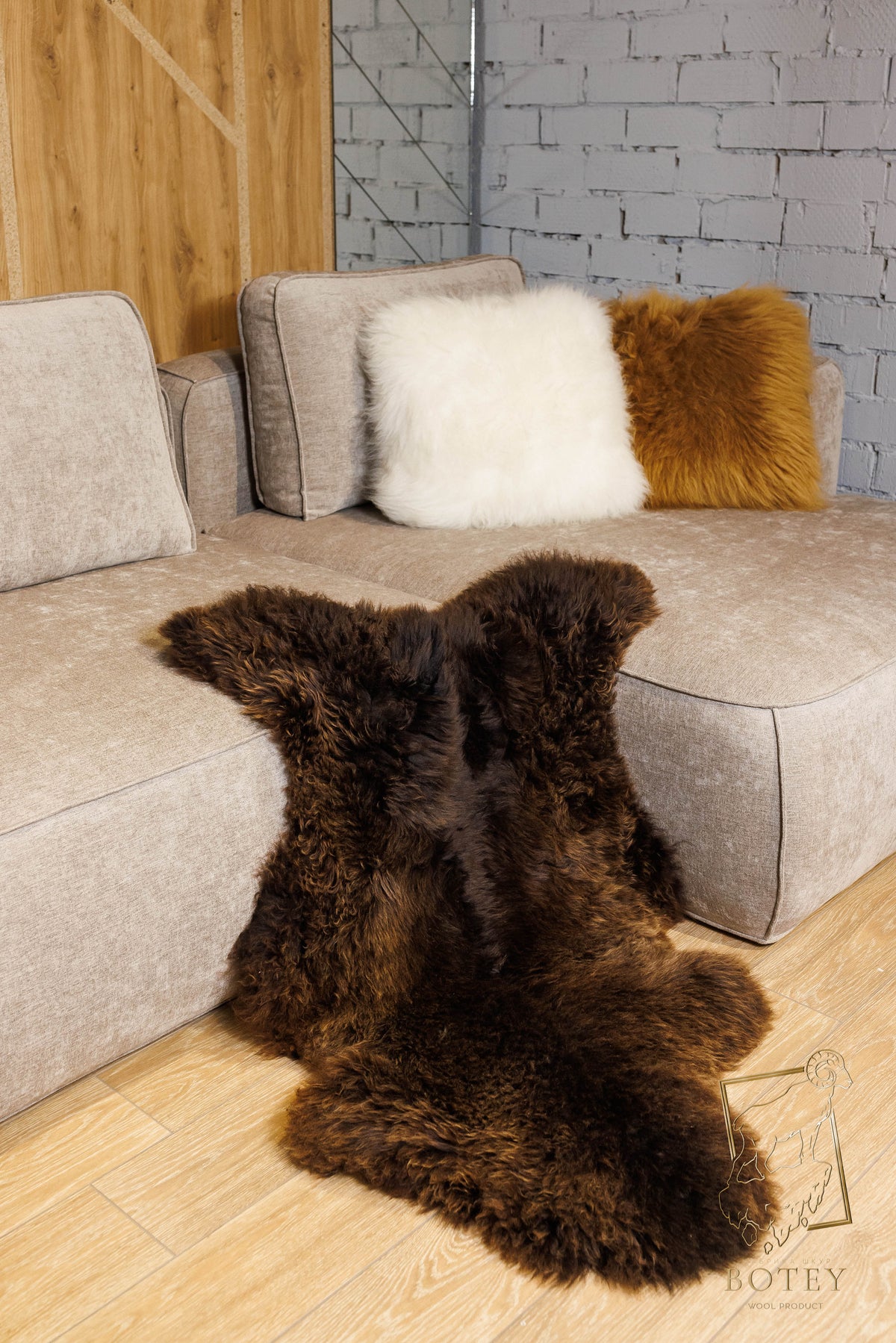 Dyed Brown Sheepskin 110×65 cm – Natural Wool Rug
