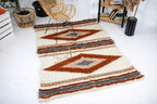 Carpathian Wool Blanket “Long Diamonds” 150×200 cm – Premium Handmade Natural Wool