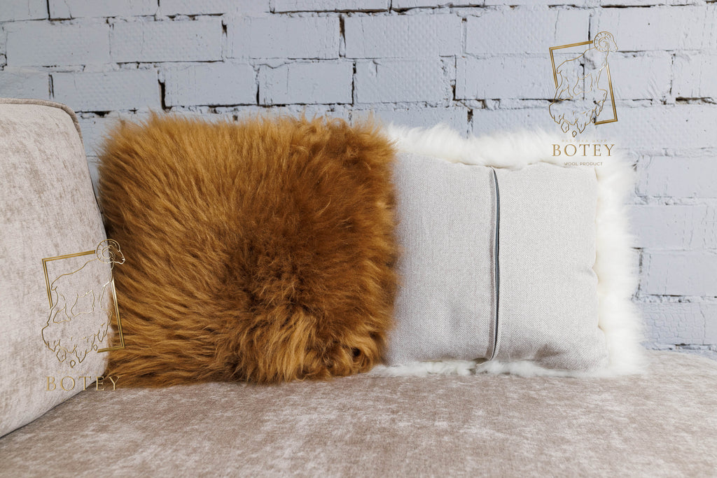Fluffy White Sheepskin Cushion 40×40 cm – Natural Fur Decorative Pillow