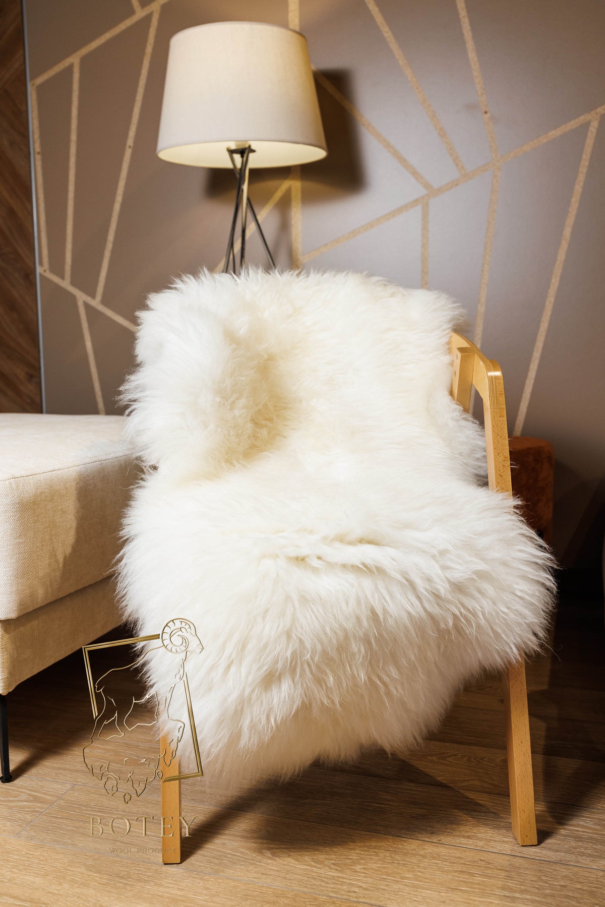 White Sheepskin Rug 100×60 cm – Natural Wool Hide